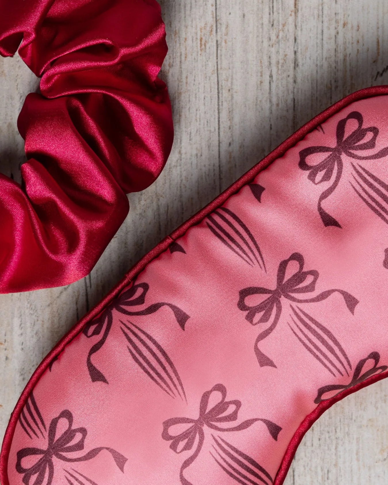 Satin Bow Print Sleep Mask & Scrunchie Gift Set